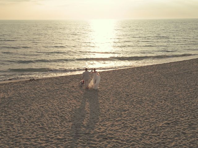 Il matrimonio di Andrea e Elena a Viareggio, Lucca 19