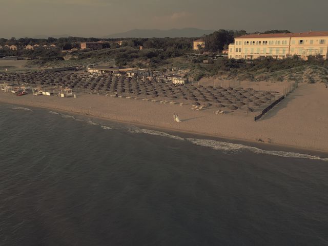 Il matrimonio di Andrea e Elena a Viareggio, Lucca 22