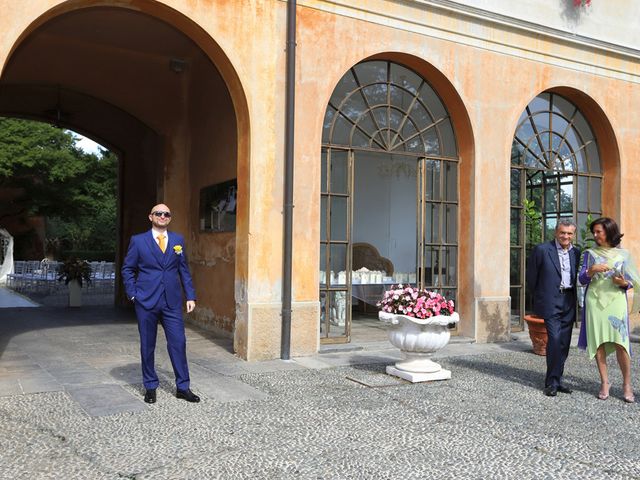 Il matrimonio di Gianluca e Angela a Tradate, Varese 6