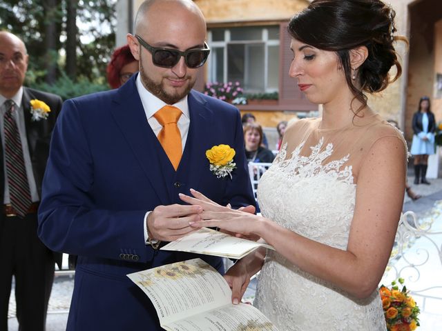 Il matrimonio di Gianluca e Angela a Tradate, Varese 12