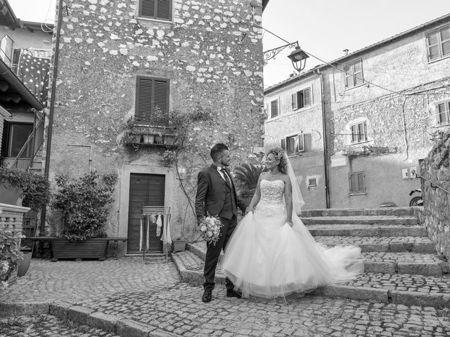 Il matrimonio di Mirko e Jennifer a Palestrina, Roma 18