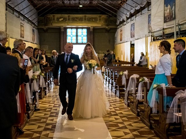 Il matrimonio di Alessandro e Floriana a Cassano d&apos;Adda, Milano 8