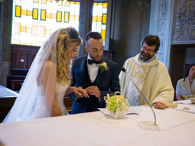 Il matrimonio di Alessandro e Floriana a Cassano d&apos;Adda, Milano 15