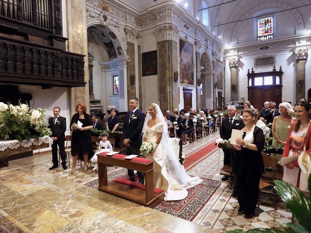 Il matrimonio di Massimo e Chiara a Caronno Varesino, Varese 12