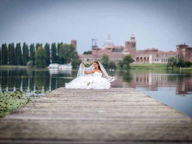 Il matrimonio di Roby e Elena a Serravalle a Po, Mantova 36