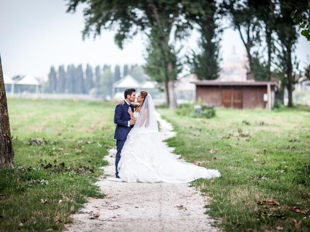 Il matrimonio di Roby e Elena a Serravalle a Po, Mantova 39