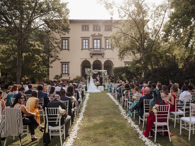 Il matrimonio di Andrea e Greta a Lucca, Lucca 21