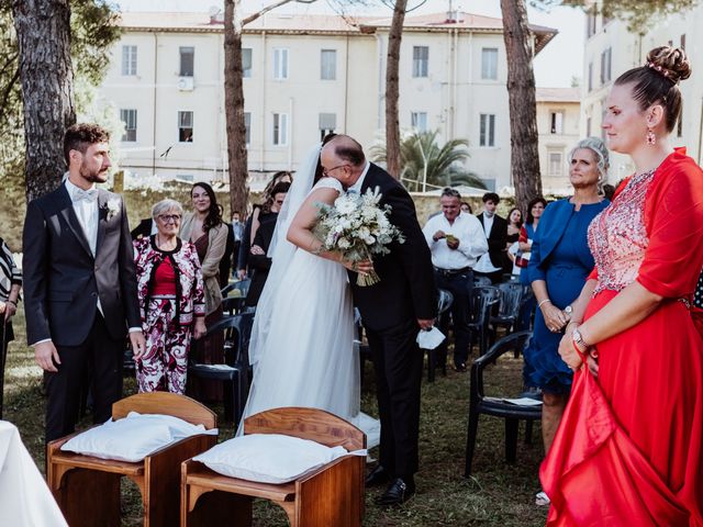 Il matrimonio di Ginevra e Domenico a Montopoli in Val d&apos;Arno, Pisa 33