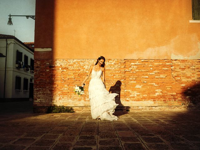 Il matrimonio di Sebastian e Esmeralda a Lido di Venezia, Venezia 2