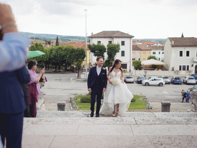 Il matrimonio di Anna Lucia e Andrea a Sant&apos;Ambrogio di Valpolicella, Verona 17