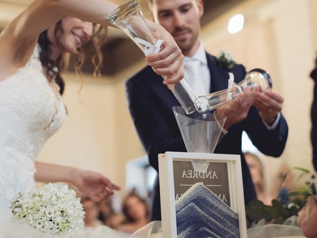 Il matrimonio di Anna Lucia e Andrea a Sant&apos;Ambrogio di Valpolicella, Verona 24