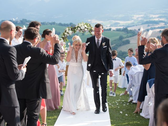Il matrimonio di Marco e Alice a Camerino, Macerata 30