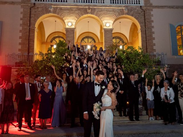 Il matrimonio di Lorenzo e Nadia a Porto San Giorgio, Fermo 111