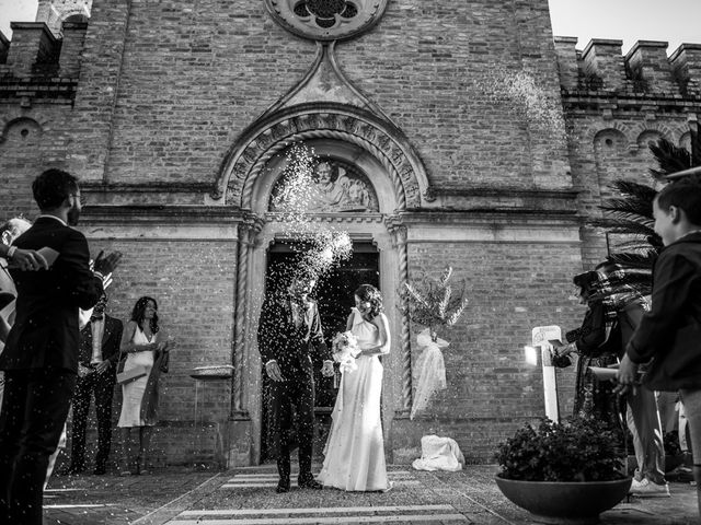 Il matrimonio di Lorenzo e Nadia a Porto San Giorgio, Fermo 59