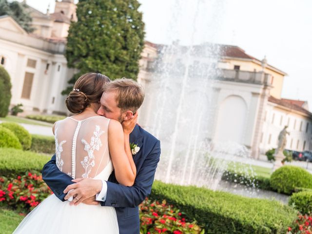 Il matrimonio di Luca e Federica a Paderno Dugnano, Milano 32