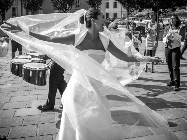 Il matrimonio di Paolo e Valeria a Santa Maria Hoè, Lecco 16