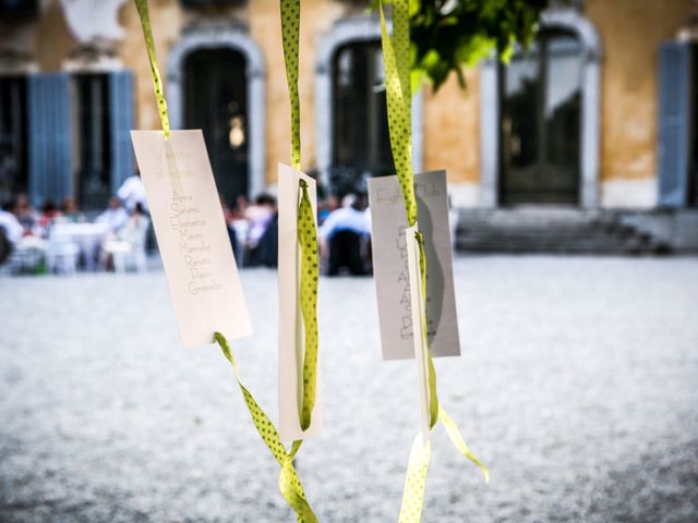 Il matrimonio di Paolo e Valeria a Santa Maria Hoè, Lecco 23