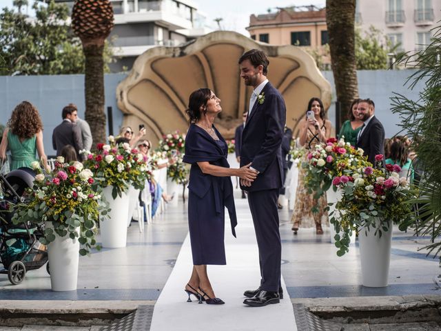 Il matrimonio di CARLA e VINCENZO a San Benedetto del Tronto, Ascoli Piceno 24