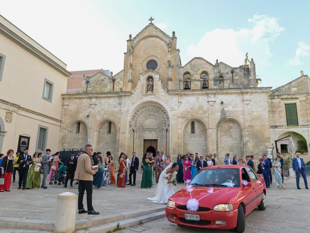 Il matrimonio di Martina e Giovanni a Matera, Matera 25