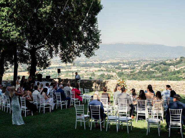 Il matrimonio di Deanna e Sebastian a Torgiano, Perugia 25