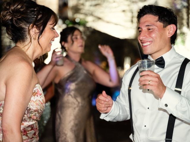Il matrimonio di Deanna e Sebastian a Torgiano, Perugia 85