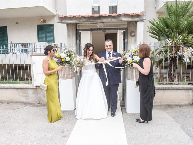 Il matrimonio di Annalaura e Pasquale a Vieste, Foggia 17