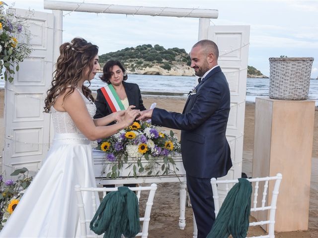 Il matrimonio di Annalaura e Pasquale a Vieste, Foggia 24