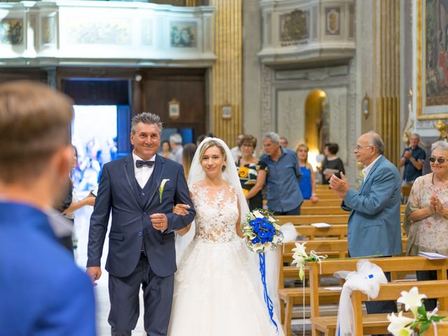 Il matrimonio di Mirco e Martina a Corridonia, Macerata 17