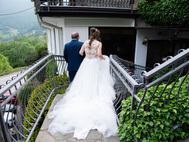 Il matrimonio di Kevin e Paola a Traversella, Torino 19