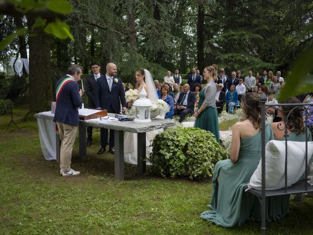 Il matrimonio di Gianluca e Laura a Lentate sul Seveso, Monza e Brianza 19