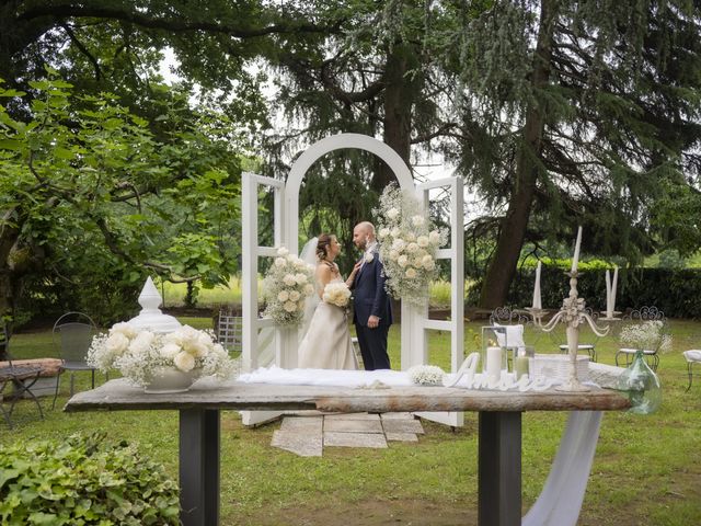 Il matrimonio di Gianluca e Laura a Lentate sul Seveso, Monza e Brianza 30