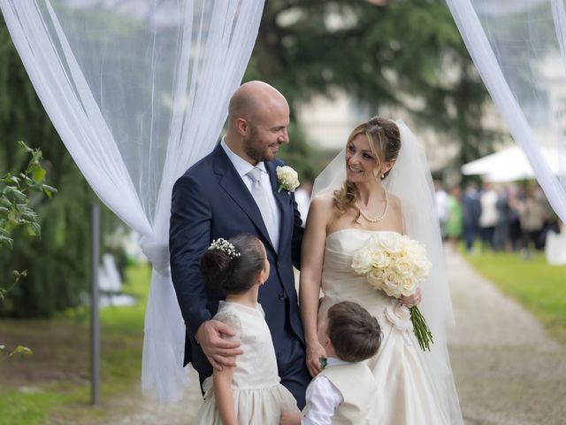 Il matrimonio di Gianluca e Laura a Lentate sul Seveso, Monza e Brianza 36