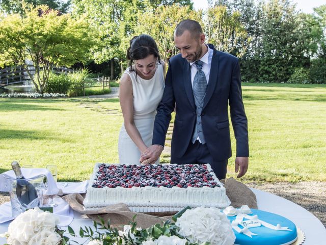 Il matrimonio di Luca e Monica a Agnadello, Cremona 31