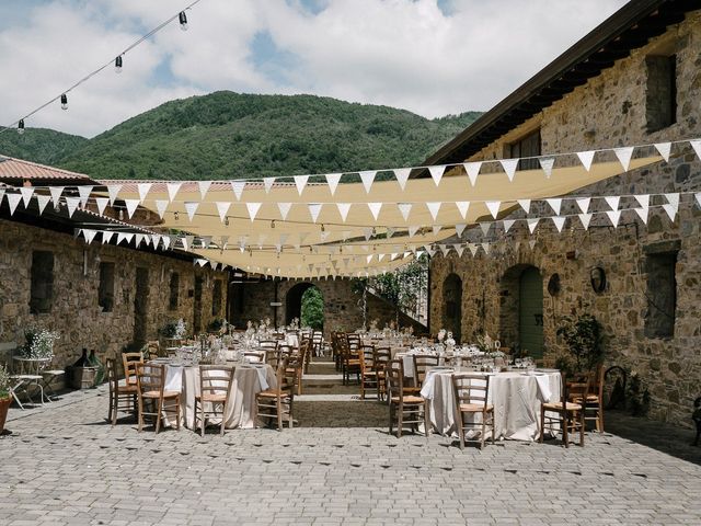 Il matrimonio di Lorenzo e Talia a Pontremoli, Massa Carrara 24