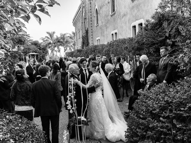 Il matrimonio di Massimiliano e Daniela a Lentini, Siracusa 33