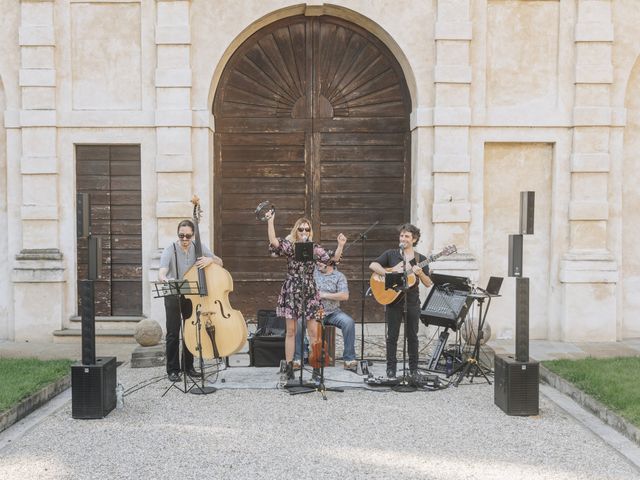 Il matrimonio di Mattia e Eleonora a Casalbuttano ed Uniti, Cremona 5