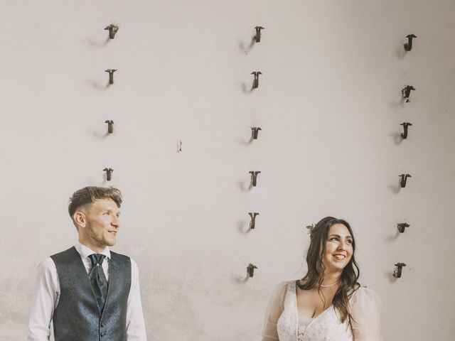 Il matrimonio di Mattia e Eleonora a Casalbuttano ed Uniti, Cremona 11