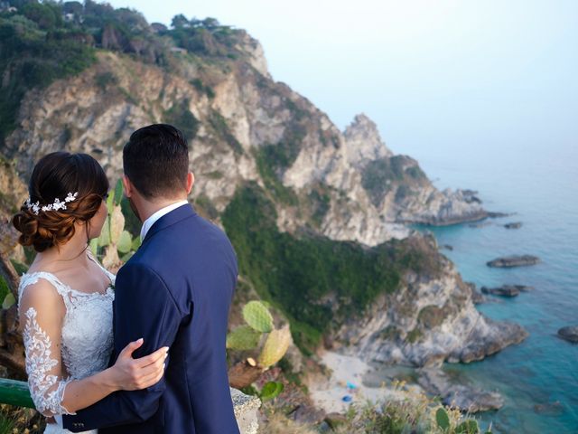 Il matrimonio di Elisa e Giosofatto a Vibo Valentia, Vibo Valentia 25