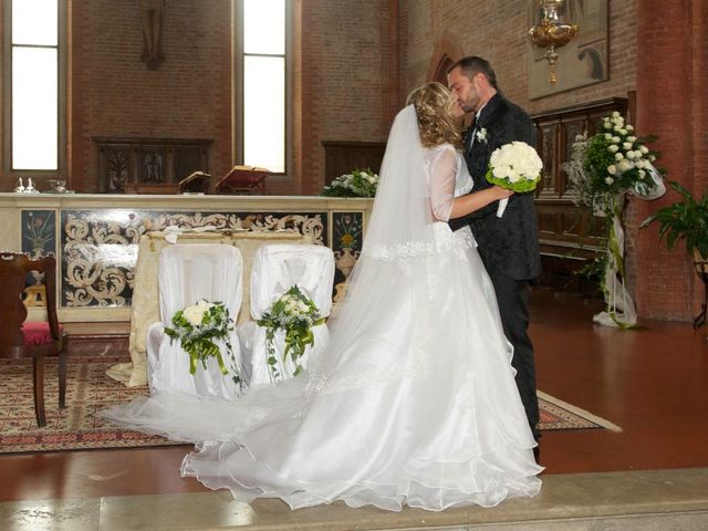 Il matrimonio di Matteo e Deborah a Godiasco, Pavia 24