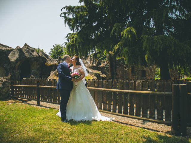 Il matrimonio di Luca e Veronica a Ossago Lodigiano, Lodi 27