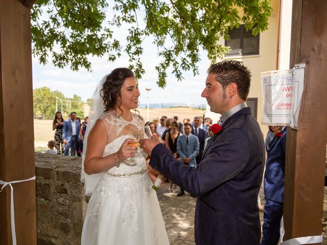 Il matrimonio di Tony e Antonella a Foiano di Val Fortore, Benevento 24