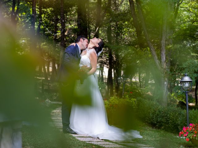 Il matrimonio di Tony e Antonella a Foiano di Val Fortore, Benevento 32