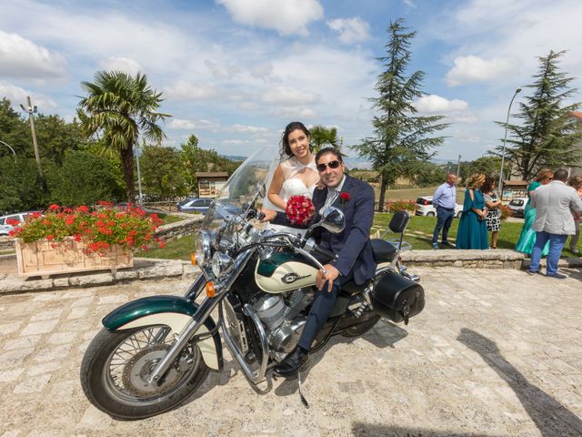 Il matrimonio di Tony e Antonella a Foiano di Val Fortore, Benevento 35