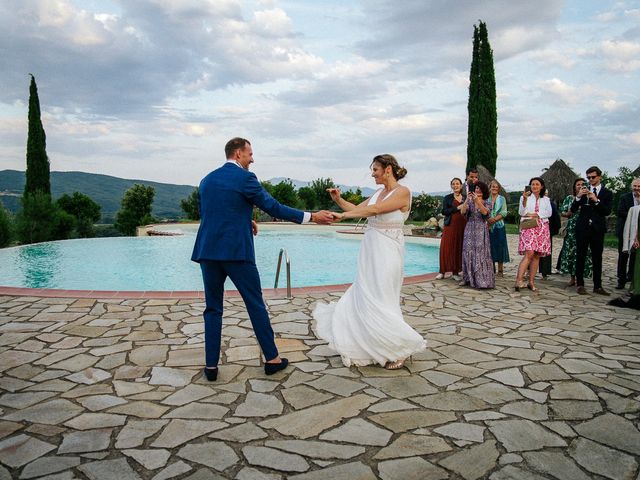 Il matrimonio di Sarah e Stan a Monticiano, Siena 16