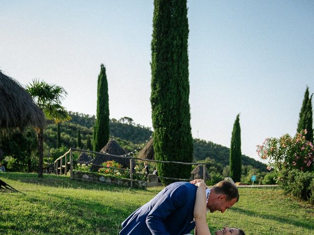 Il matrimonio di Sarah e Stan a Monticiano, Siena 31