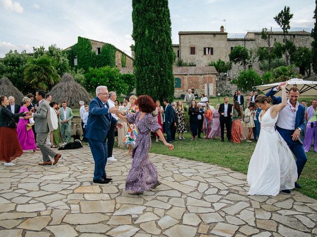 Il matrimonio di Sarah e Stan a Monticiano, Siena 46