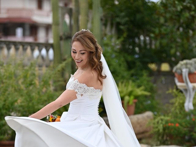 Il matrimonio di Rossella e Giuseppe a Mottola, Taranto 9