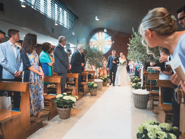 Il matrimonio di Dario e Marta a Certosa di Pavia, Pavia 25