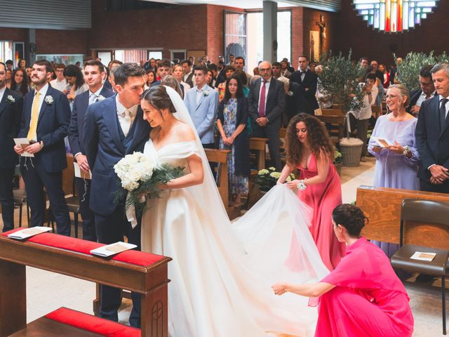 Il matrimonio di Dario e Marta a Certosa di Pavia, Pavia 28