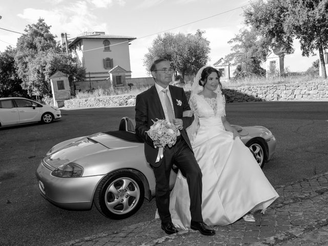 Il matrimonio di Francesco e Vittoria a Rocca di Papa, Roma 16